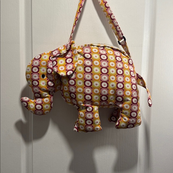 handmade elephant-shaped crossbody bag- vibrant polka dot patterned fabric - Picture 3 of 8